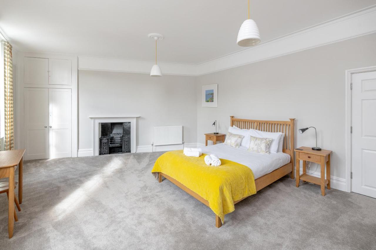 Spacious Maisonette With Parking - 10 Mins Walk From Bath Abbey - 2 Bed & 2 باث المظهر الخارجي الصورة