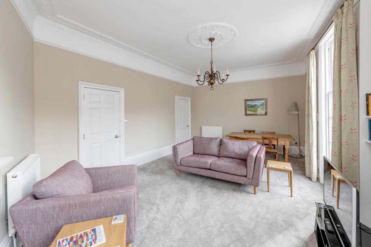 Spacious Maisonette With Parking - 10 Mins Walk From Bath Abbey - 2 Bed & 2 باث المظهر الخارجي الصورة